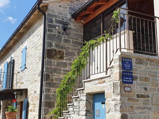 Casa Dei Boscarini Hotel Buje Bagian luar foto