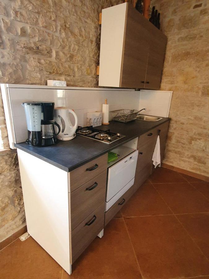 Casa Dei Boscarini Hotel Buje Bagian luar foto